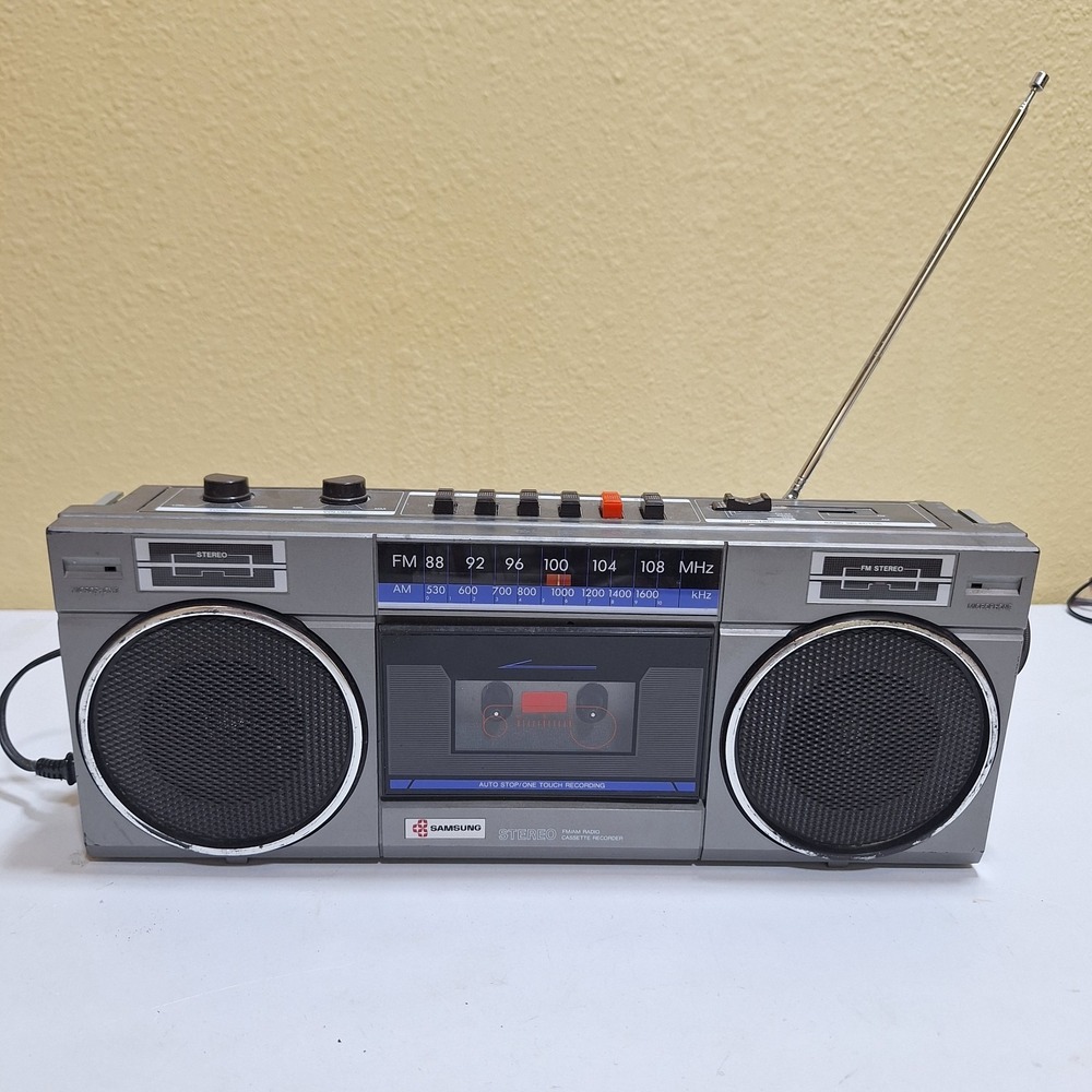 Vintage 1980s Samsung ST-K30 AM FM Stereo Cassette Boombox Parts Repair Korea